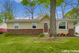 4842 Bayview Ave SW, Wyoming, MI 49519 - Photo 3