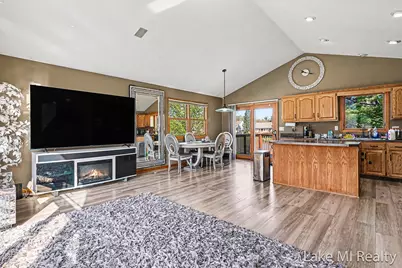 429 Pine Lake Court, Holland, MI 49424 - Photo 7