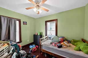 318 N 10th St, Niles, MI 49120 - Photo 13