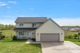 7012 Shady Knoll Dr SE, Caledonia, MI 49316 - Photo 3