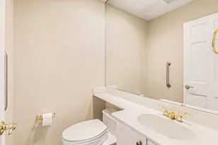 910 S Shady Hollow Cir, Bloomfield Hills, MI 48304 - Photo 27