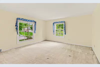910 S Shady Hollow Circle, Bloomfield Hills, MI 48304 - Photo 25