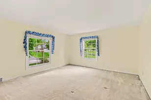910 S Shady Hollow Cir, Bloomfield Hills, MI 48304 - Photo 25