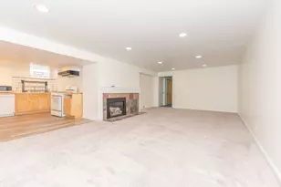 2215 Runnymede Blvd, Ann Arbor, MI 48103 - Photo 37