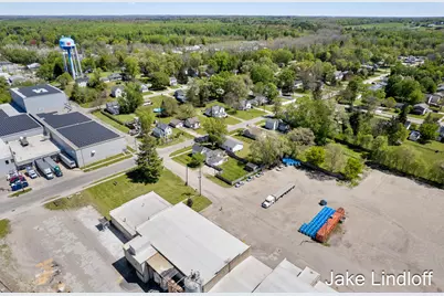 322 E Gardner Street, Sparta, MI 49345 - Photo 37