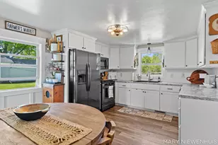 3141 24th Ave, Hudsonville, MI 49426 - Photo 9
