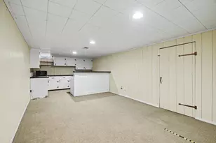1915 Plymouth Terrace SE, Grand Rapids, MI 49506 - Photo 17