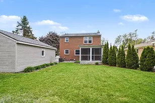 1915 Plymouth Terrace SE, Grand Rapids, MI 49506 - Photo 21