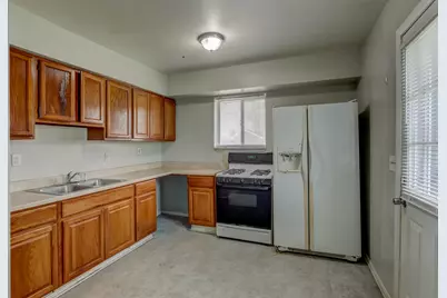 18635 Meier Street #Back, Roseville, MI 48066 - Photo 9