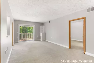 5752 East Town Drive #9, Hudsonville, MI 49426 - Photo 11