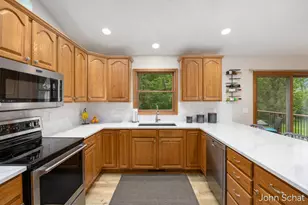 11575 Brookland Dr, Allendale, MI 49401 - Photo 9