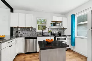 1914 Kalamazoo Ave SE, Grand Rapids, MI 49507 - Photo 17