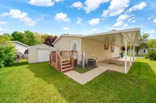 704 Hidden River Dr, Adrian, MI 49221 - Photo 23