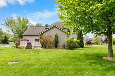 9355 Apple Crest Drive, Saline, MI 48176 - Photo 11