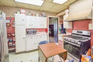 163 Marshall St, Coldwater, MI 49036 - Photo 3