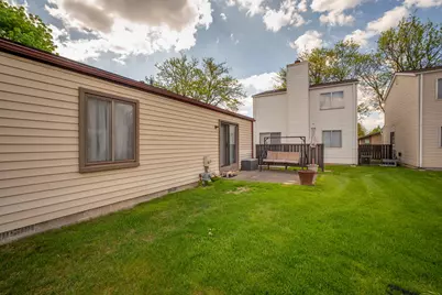 2887 Roundtree Drive, Troy, MI 48083 - Photo 17