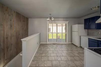 2887 Roundtree Drive, Troy, MI 48083 - Photo 5