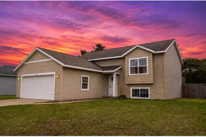 415 White Pine Drive, Belding, MI 48809 - Photo 3