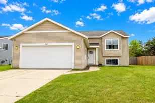 415 White Pine Dr, Belding, MI 48809 - Photo 1