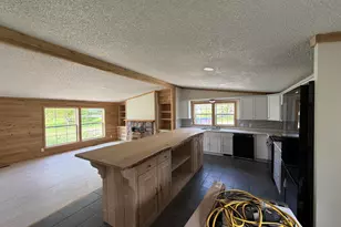 1040 Main Dr, Montgomery, MI 49255 - Photo 5