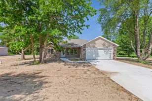 2771 Gady Pines Dr, Adrian, MI 49221 - Photo 7