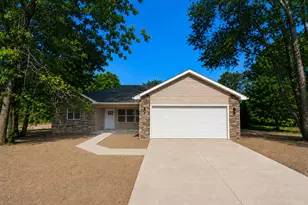 2771 Gady Pines Dr, Adrian, MI 49221 - Photo 1