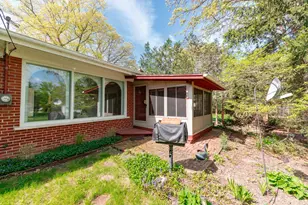 8480 Hampton, Grosse Ile, MI 48138 - Photo 35
