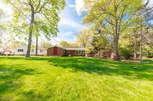 8480 Hampton, Grosse Ile, MI 48138 - Photo 33