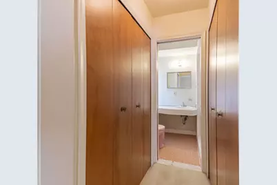 8480 Hampton, Grosse Ile, MI 48138 - Photo 19