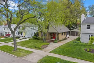 1730 Cambridge Dr SE, Grand Rapids, MI 49506 - Photo 3