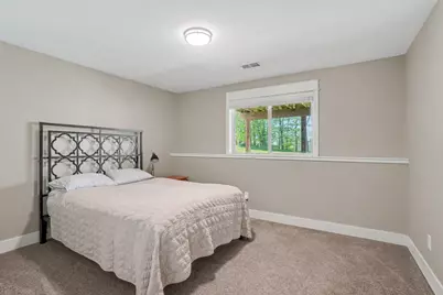 9592 Bluff Lake Street, Zeeland, MI 49464 - Photo 15
