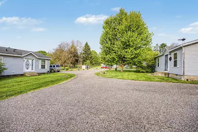 213 Reading Avenue, Jonesville, MI 49250 - Photo 9
