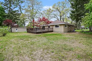 204 N Fruitport Rd, Spring Lake, MI 49456 - Photo 23