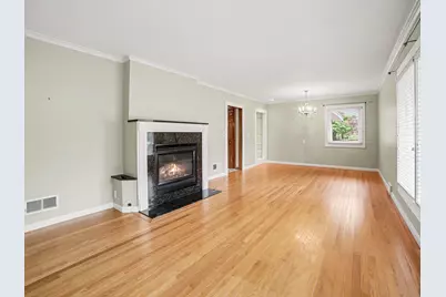 204 N Fruitport Road, Spring Lake, MI 49456 - Photo 3