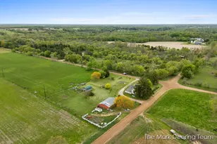 2090 N Shaytown Rd, Vermontville, MI 49096 - Photo 29