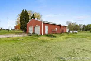2090 N Shaytown Rd, Vermontville, MI 49096 - Photo 25