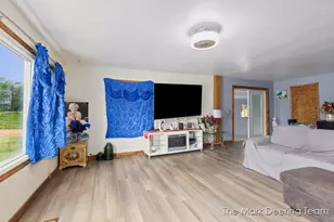 2090 N Shaytown Rd, Vermontville, MI 49096 - Photo 11