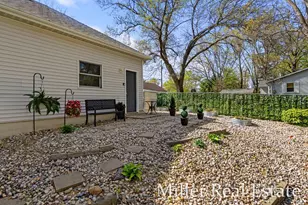 1325 S Broadway St, Hastings, MI 49058 - Photo 49