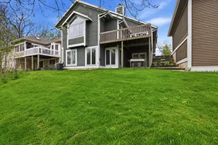 3229 Woodberry Dr SE, Grand Rapids, MI 49512 - Photo 29