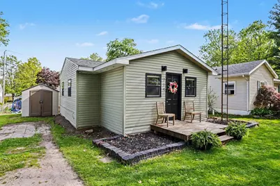 714 Polis Street, Buchanan, MI 49107 - Photo 3