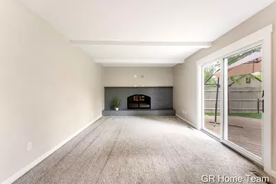 2336 Elliott Street SE, Grand Rapids, MI 49506 - Photo 19