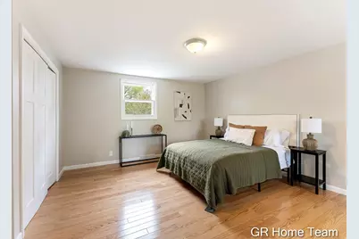2336 Elliott Street SE, Grand Rapids, MI 49506 - Photo 23