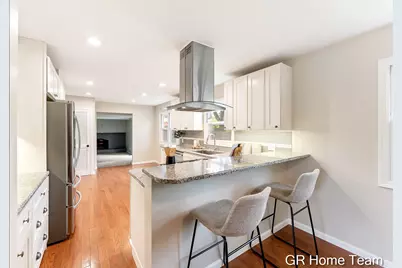 2336 Elliott Street SE, Grand Rapids, MI 49506 - Photo 13
