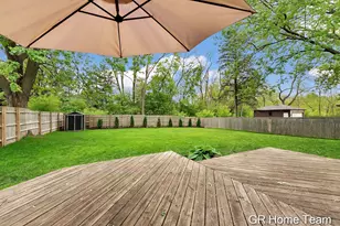 2336 Elliott St SE, Grand Rapids, MI 49506 - Photo 33