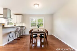 2336 Elliott St SE, Grand Rapids, MI 49506 - Photo 9