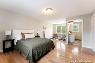 2336 Elliott St SE, Grand Rapids, MI 49506 - Photo 5