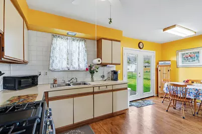 5706 Cranston Street, Portage, MI 49002 - Photo 9
