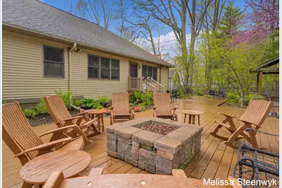 2740 Hittle Creek Drive, Fruitport, MI 49415 - Photo 43