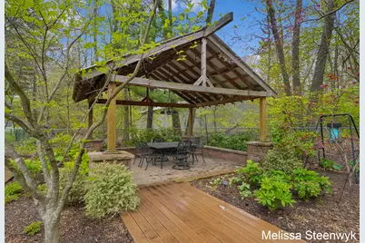2740 Hittle Creek Drive, Fruitport, MI 49415 - Photo 33
