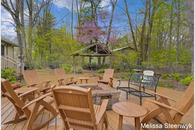 2740 Hittle Creek Drive, Fruitport, MI 49415 - Photo 45